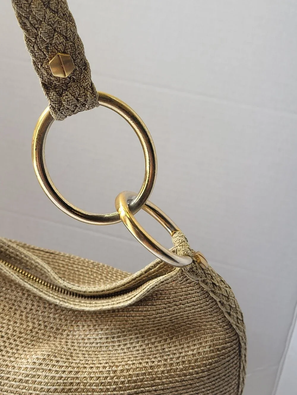 Eric Javits Squishee Tan Woven Hobo Shoulder Bag Gold Ring EUC